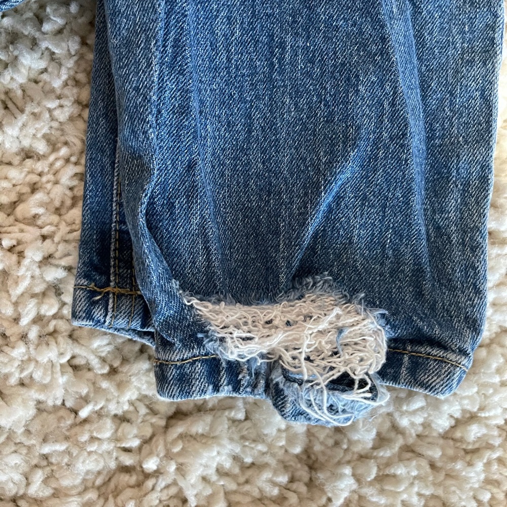 Distressed Joe’s Jeans - Picture 3 of 10